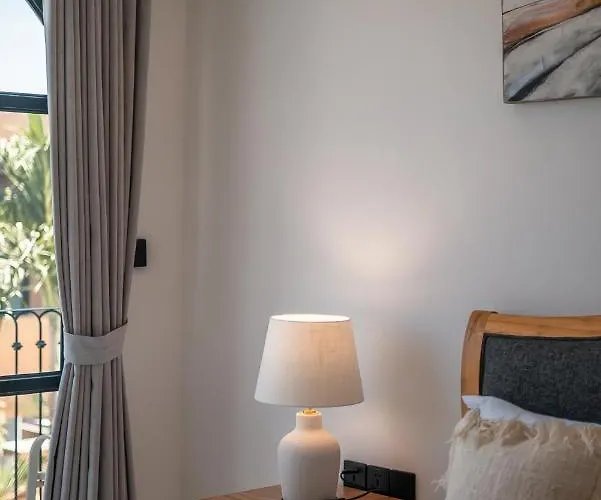 Villa Delight - Brand New 5br In *