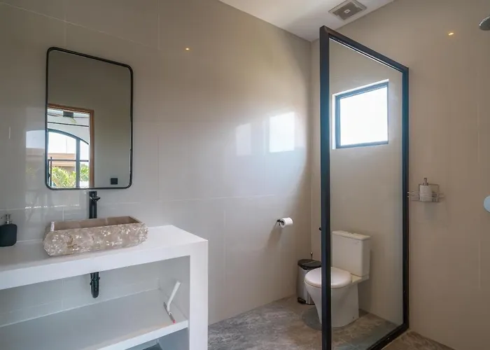 Delight - Brand New 5br In Villa *