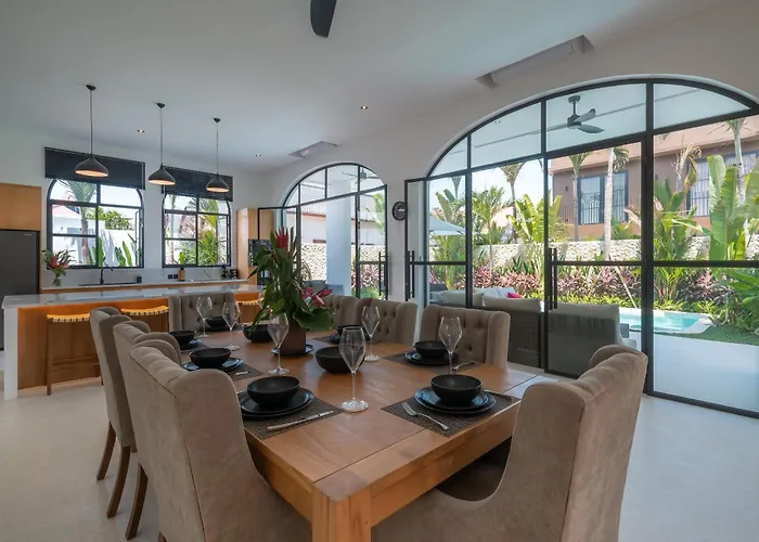 Delight - Brand New 5br In Canggu (Bali)