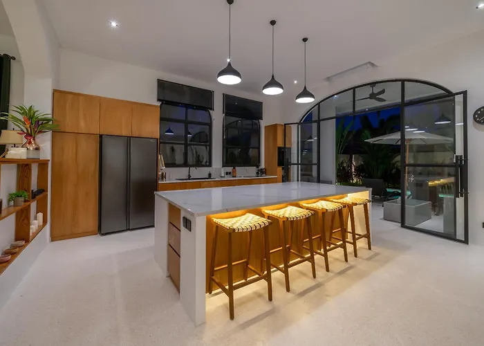 Delight - Brand New 5br In Villa